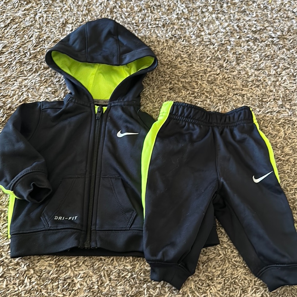 Boys 3-6 month nike tracksuit